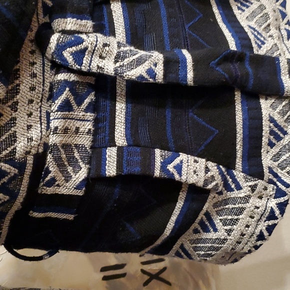 EUC Jacquard Blue & Black Aztec Tribal Wrap Jacket Women L - Picture 4 of 6